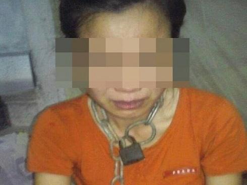 Sự thật chồng xích cổ vợ, đánh gãy tay con trai ở Thái Bình