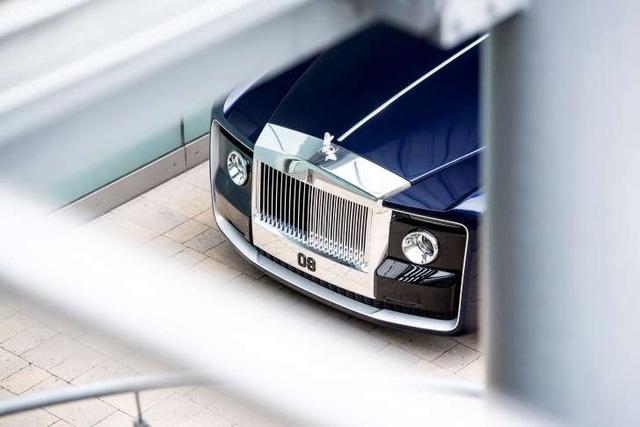 rolls-royce-sweptail-4-nam-13-trieu-usd-va-dua-bespoke-den-dinh-cao-moi14
