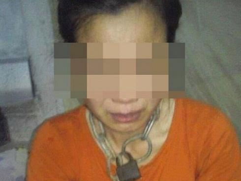 Vụ chồng xích cổ vợ ở Thái Bình: Người chồng nói gì khi bị công an triệu tập?