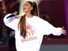 Ariana Grande - ngôi sao phản kháng trước tội ác khủng bố
