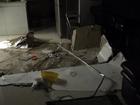 Hà Nội: Nhà đầy nước khi trần bất ngờ sập xuống giữa đêm tại chung cư