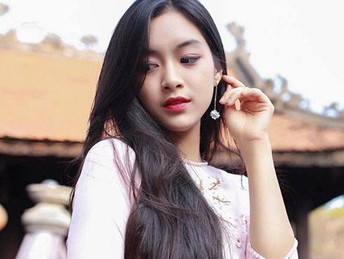 Ngất ngây với khuôn mặt tựa 'thần tiên tỷ tỷ' của nữ sinh Hải Phòng