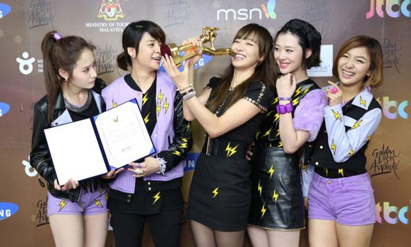 nhom-nhac-kpop-va-loi-nguyen-7-nam-that-dang-so8