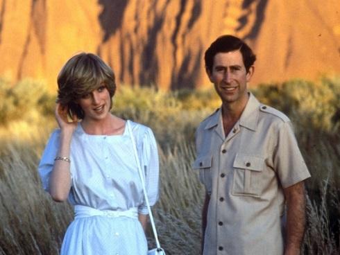 Thôn nữ đặc biệt nhất nước vạn đảo: Từ vợ anh thợ mộc đến ngày thành đệ nhất phu nhân-9