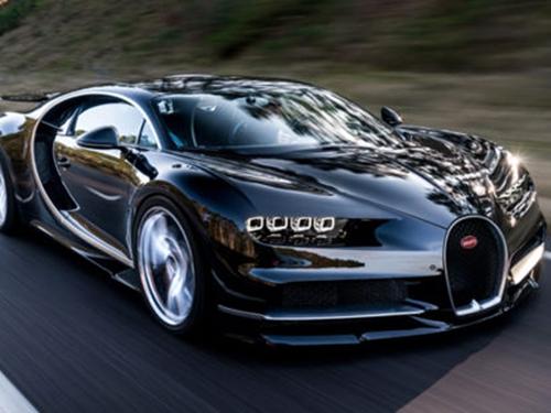 Hai siêu xe Bugatti Chiron xuất hiện tại Monaco