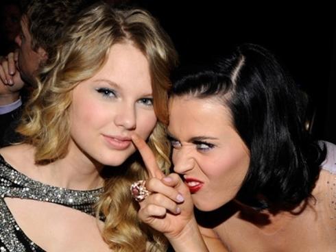 VMAs: Màn trình diễn của Katy đáng lẽ đã hoàn hảo nếu Nicki Minaj chịu… thuộc lời-3