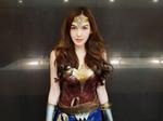 Thêm một cô nàng Wonder Woman phiên bản Thái cực xinh đẹp, quyến rũ