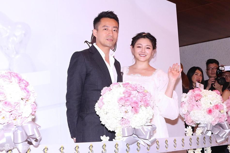 tu-hy-vien-bat-luc-khi-mat-phu-ne-voc-dang-nhu-bau-9-thang6