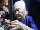 Rơi nước mắt chuyện người mẹ già 91 tuổi có 6 đứa con, cuối đời phải lượm ve chai nuôi con tâm thần
