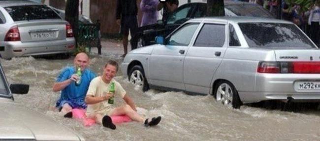 /giai-ngo-voi-loat-anh-kho-do-tren-pho5