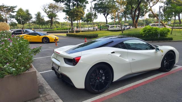 ferrari-488-gtb-cua-thieu-gia-ha-noi-co-gi-hot4