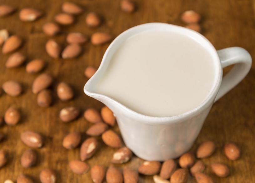 Sức khỏe: 5 lý do tại sao bạn nên uống sữa bò-ảnh 3