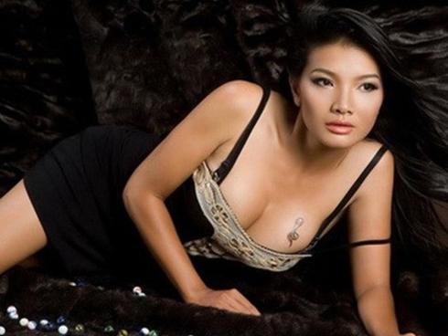 Cuộc sống của 'Nữ hoàng cảnh nóng' Kiều Trinh từng bị xâm hại, 3 lần ly hôn giờ ra sao?