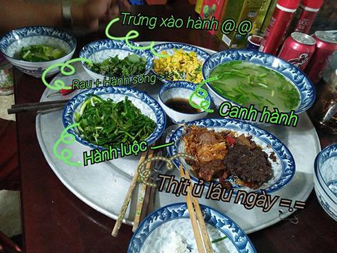 Ngày của cha: Khoe bữa cơm toàn hành bố nấu, cô gái khiến 'hội người ghét ăn hành' choáng váng