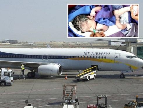 Chào đời trên máy bay, em bé được nhận vé bay miễn phí trọn đời