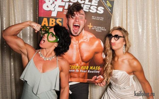 anh-em-be-tac-khi-xem-hinh-ky-quac-cua-chi-em8