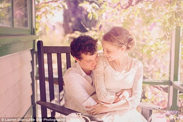 Câu chuyện tình yêu: Anh chàng cưới cô gái mắc ung thư -ảnh 1