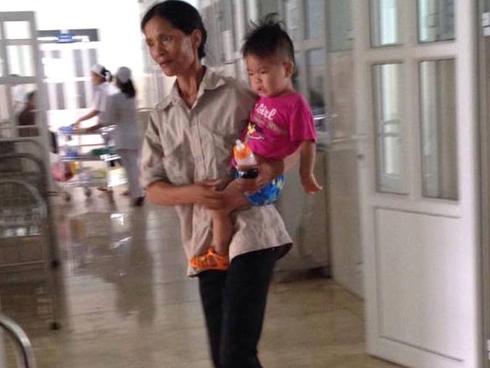 Vụ tai nạn cả nhà thương vong: 'Nếu hôm đó, tôi không cho các con đi thăm bố…'