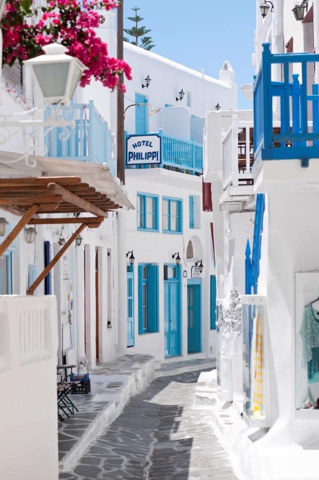Du lịch: Ngắm hoàng hôn ở đảo thiên thần Santorini