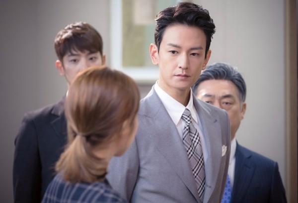 Tình tay 5 phức tạp trong 'Cô dâu thủy thần' - 8