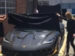 Lamborghini Centenario mui trần 2 triệu USD đầu tiên cập bến Mỹ