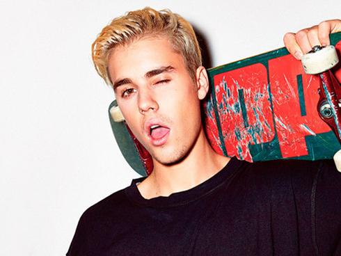 Justin Bieber lập kỷ lục mới về doanh số