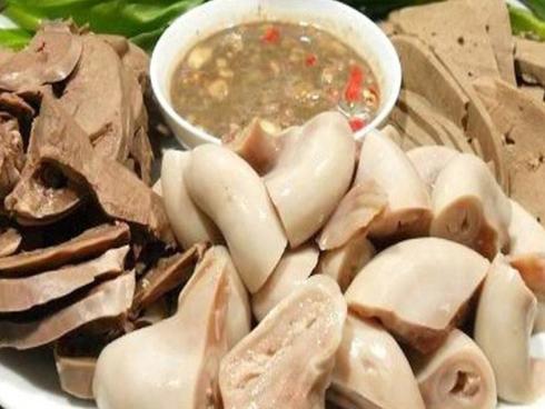 Ăn nội tạng động vật có nguy hiểm không: Câu trả lời của Tiến sĩ Mỹ người Việt cần đọc