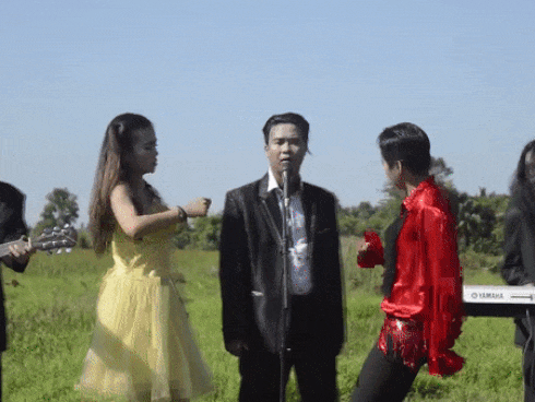 Tài Smile 'lột xác' trong MV truyền tải thông điệp ý nghĩa đến giới trẻ-7