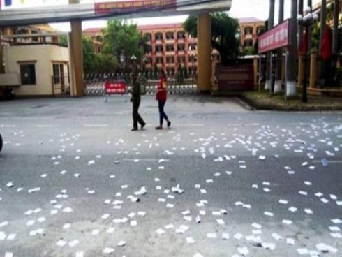 Thái Bình: Công an lên tiếng vụ rải phao thi trắng cổng trường