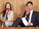 Jessica Jung tung ảnh 'nhái' Rocker Nguyễn gác chân trong clip phỏng vấn tại Việt Nam