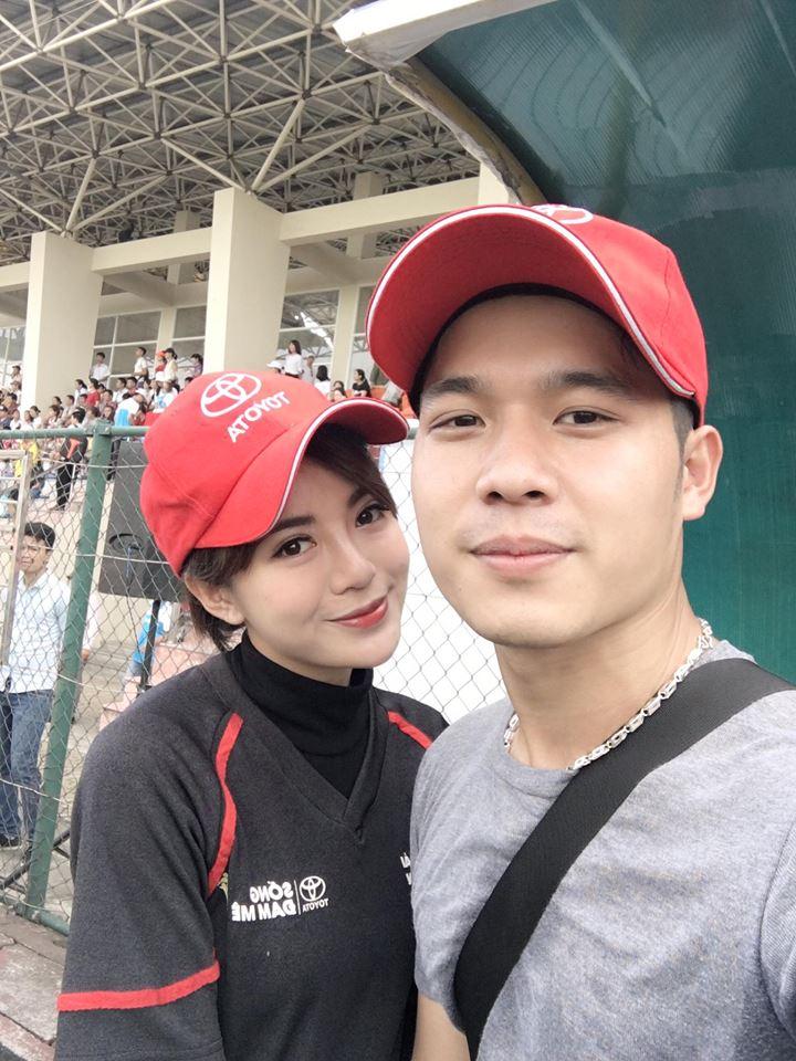 Hot girl - hot boy Việt: Phở vui chơi quên lối về cùng bạn-  ảnh 9