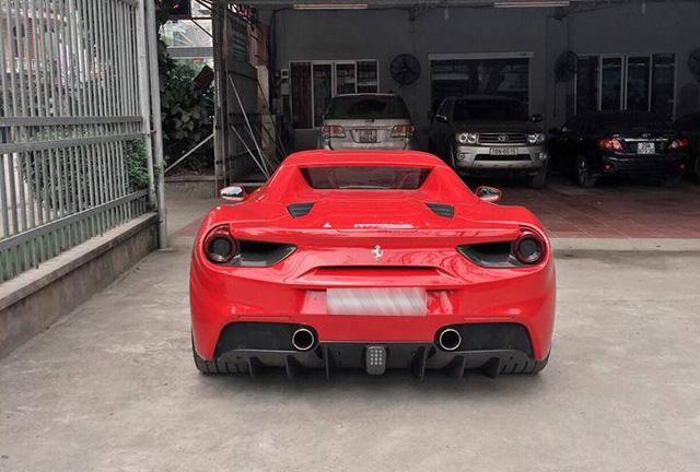 nghi-van-bentley-mulsanne-ewb-2017-dau-tien-cap-ben-viet-nam3