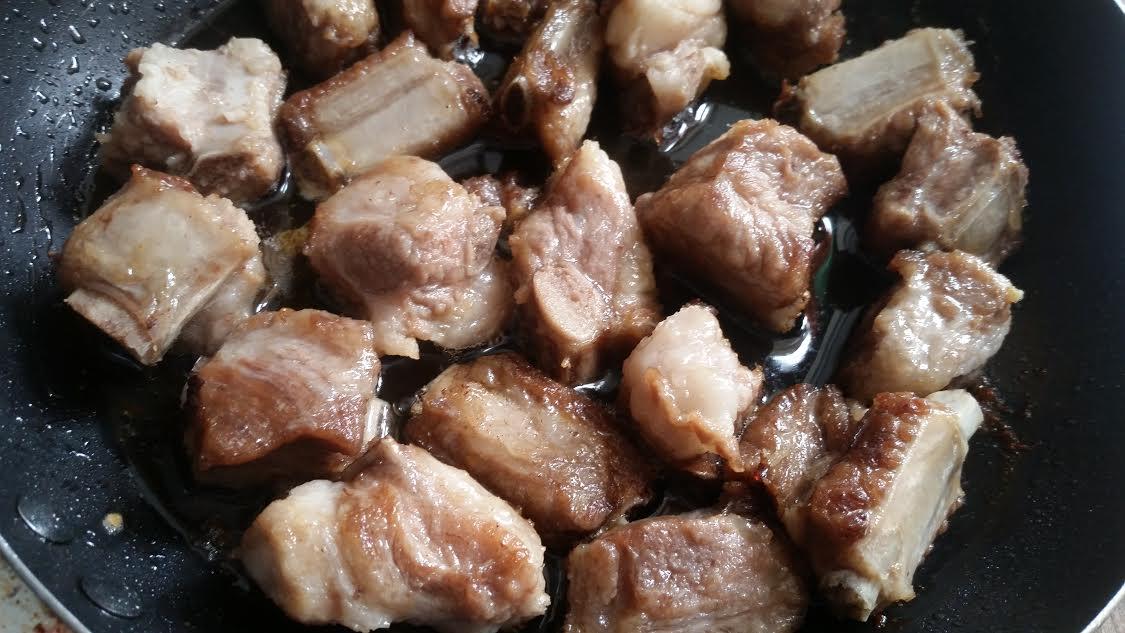 Mon ngon moi ngay: Cách làm sườn sốt chua ngọt-ảnh 5