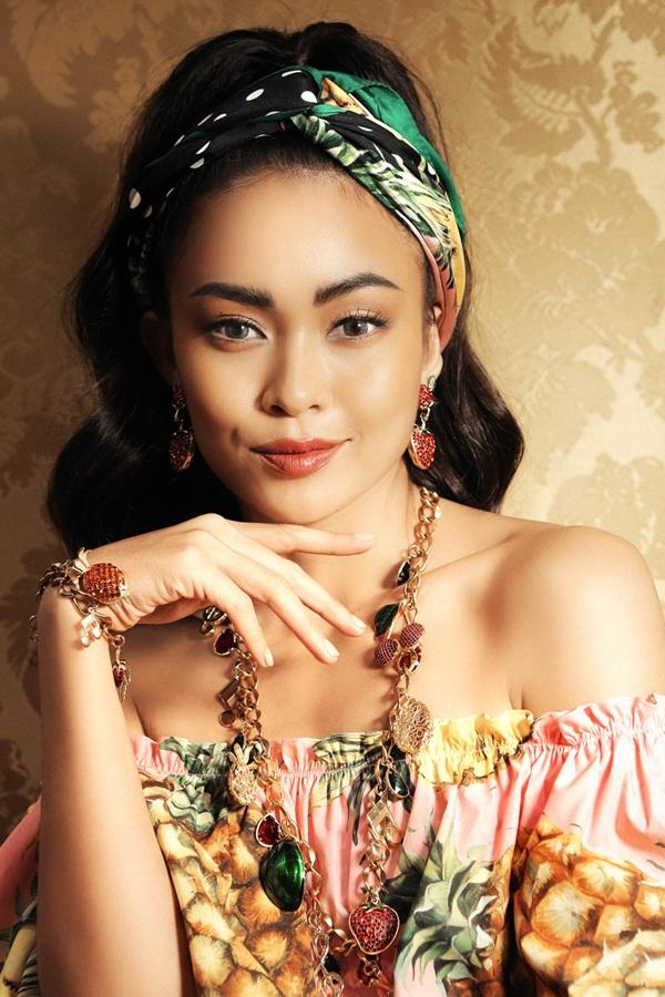 Mâu Thủy tại 'Hoa hậu Hoàn vũ Việt Nam 2017' -1