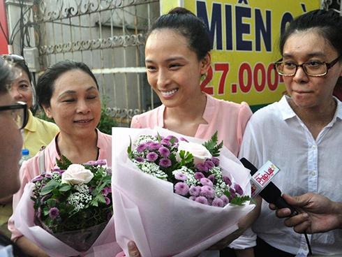 Ảnh hot trong tuần: Nụ cười đã ngưng ám ảnh của Hoa hậu Phương Nga ngày tại ngoại