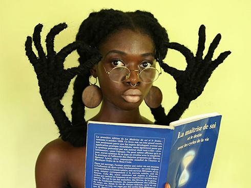 9X biến hoá kiểu tóc thành những hình thù kỳ lạ