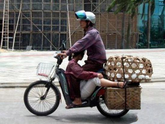 Truyện cười: Lý do chồng cứ đi chợ là 'mất tích'