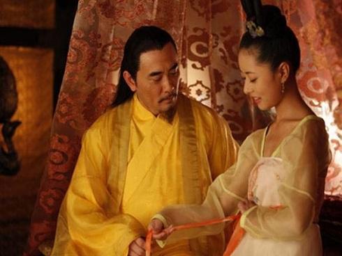 Quá trình kén người thị tẩm khó tin của Hoàng đế Trung Hoa xưa