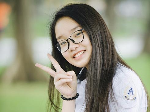 Điểm phẩy Toán 9,9 - Cô bạn sinh năm 2002 thi đỗ vào loạt trường chuyên hàng đầu ở Hà Nội