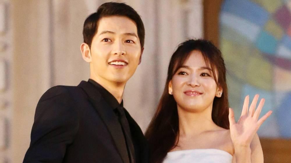 Song Joong Ki và Song Hye Kyo thông báo sẽ kết hôn vào tháng 10 -1