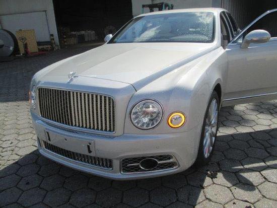 Bentley Mulsanne Speed 2017 đầu tiên cập bến thị trường Việt Nam