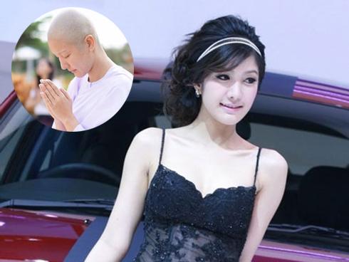 'Nữ hoàng xế hộp' xinh đẹp số 1 Thái Lan bất ngờ khoe ảnh đi tu khiến ai cũng choáng