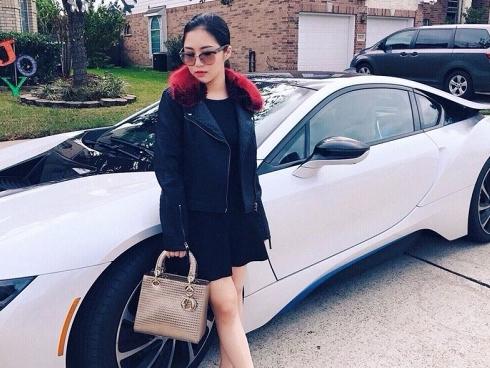 'Điểm mặt' những chiếc túi hiệu với mức giá 'choáng váng' của Hương Tràm