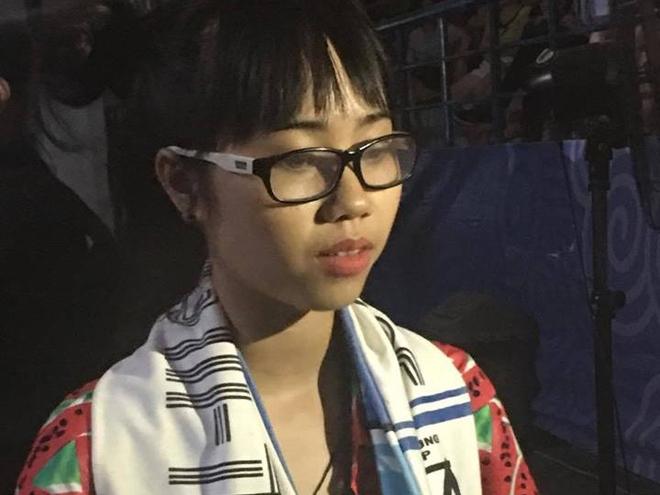 Ước mơ của chàng tân sinh viên khiến người mẹ đẩy xe rác rơi nước mắt-5