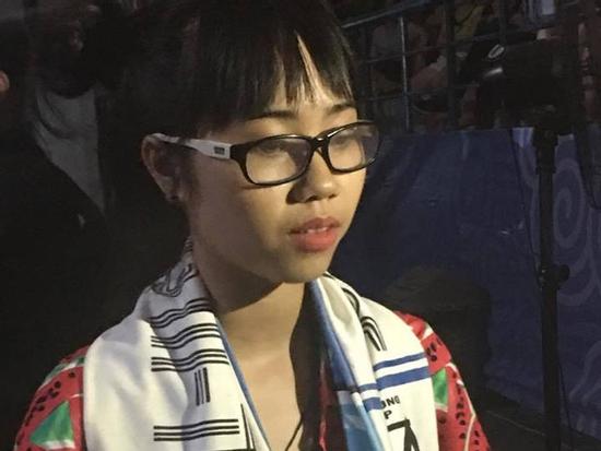 Sky đạt điểm 10 kỳ thi THPT được Sơn Tùng nắm tay: Tùng đã truyền cảm hứng cho mình