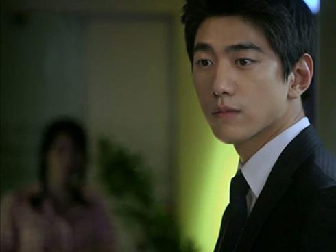 Sau 1 tháng đi công tác về, tá hỏa lúc nhìn thấy người yêu bước ra