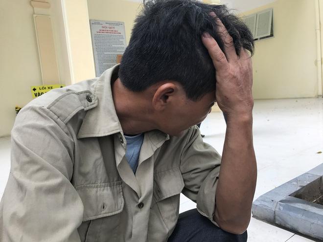 Ông Tuyên rưng rưng nước mắt khi kể về cháu