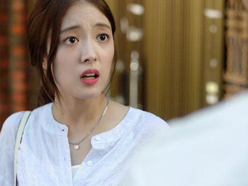 Cái kết đắng cho cô vợ trẻ quyết định xếp xó tấm bằng đại học để ở nhà làm nội trợ