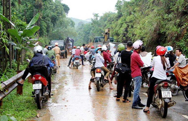 Tin nóng trong ngày 12/7: Hai người tử vong thương tâm, nghi bị cướp sát hại-3