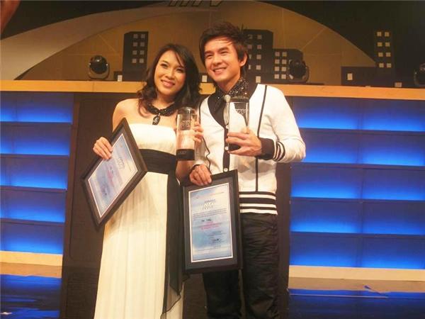 Nhạc hot hôm nay những ca khúc mới nhất -1